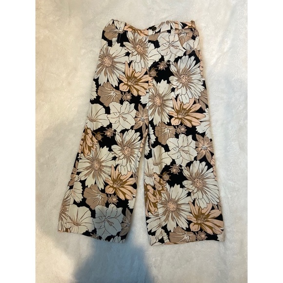 Other - Floral Wide-Leg Pants